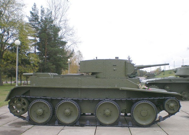 БТ-5 в музее в Кировске