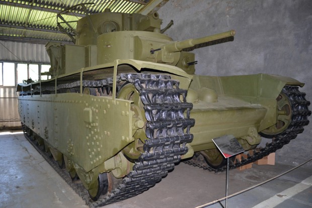 Фото Т-35 в Бронетанковом музее в Кубинке