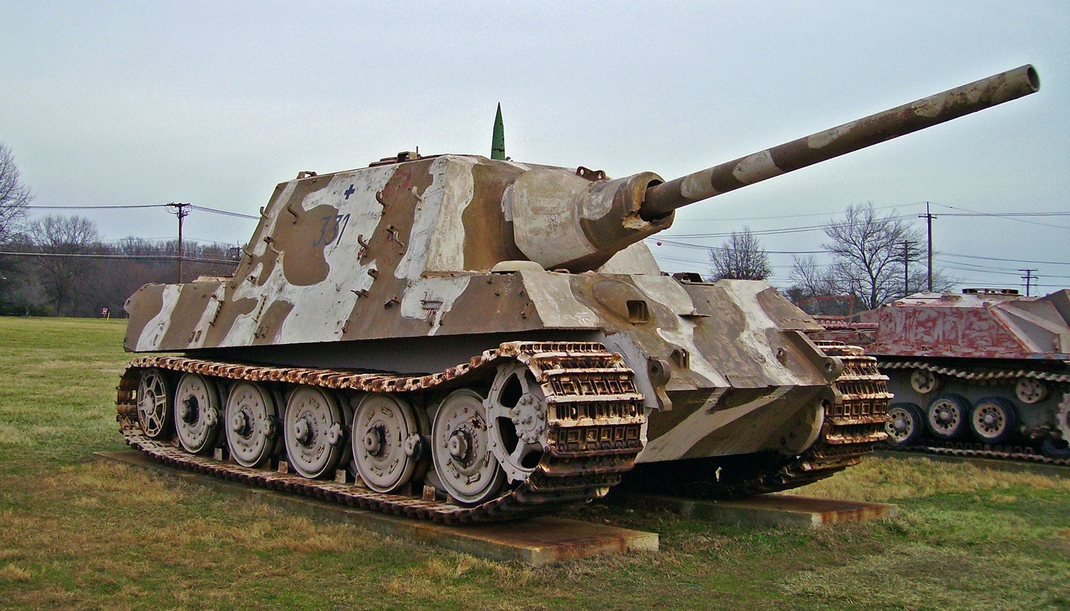 Большой немецкий танк. Ягдтигр 2. Танк Ягдтигр 2. Ягдтигр с гаубицей. Ягдтигр танки.